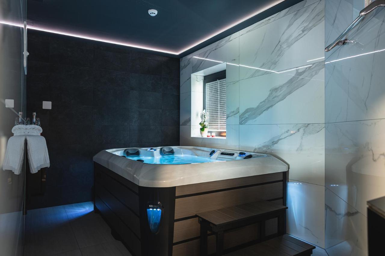 B&B La Siesta Markovci Экстерьер фото